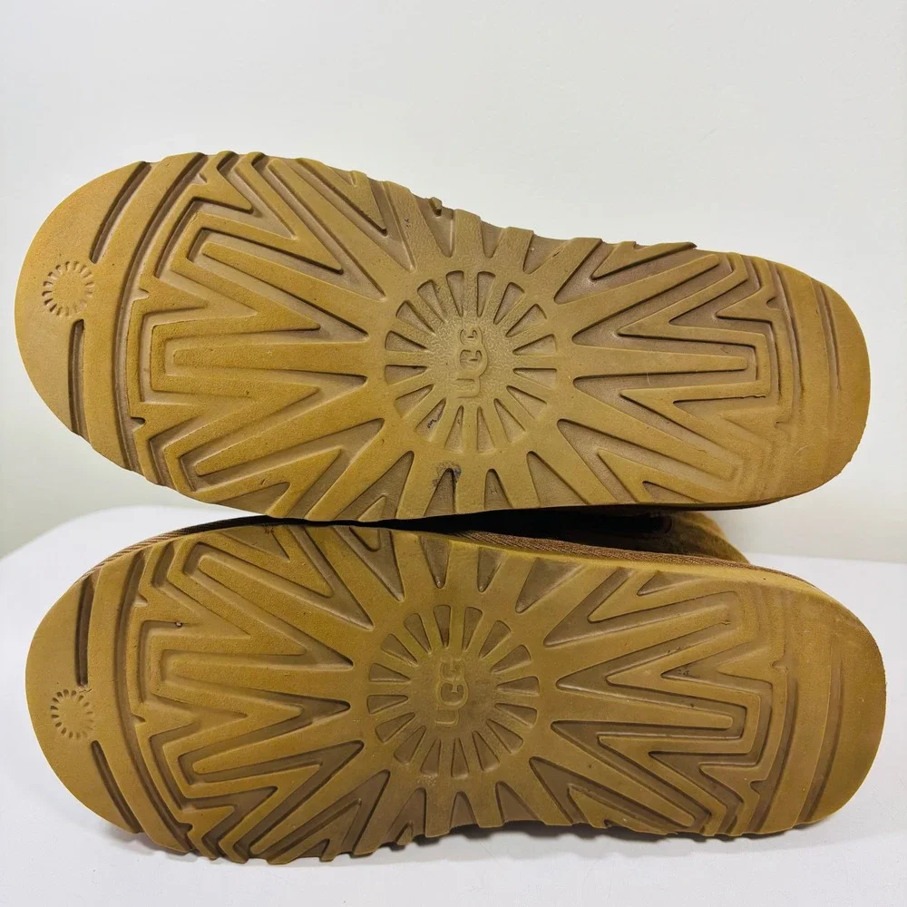 UGG pre owned